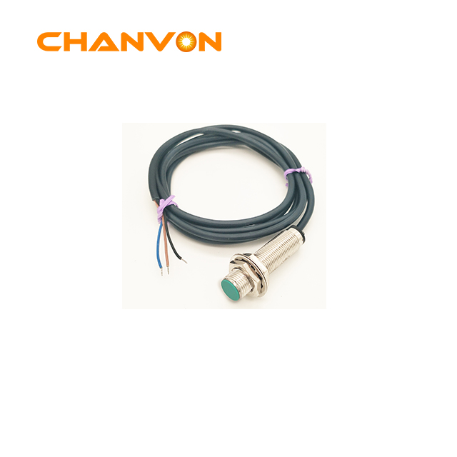 GE12-2P1 PNP NO PROXIMITY SENSOR